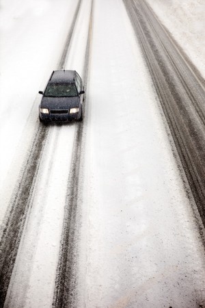 removing salt stains from vehicle exterior